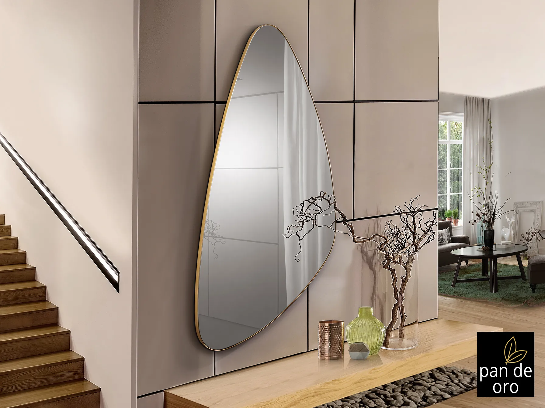 Триъгълно огледало ORIO, 168x81 см, златно