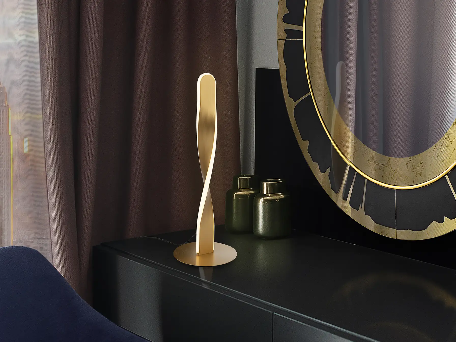 Табленa лампа TWIST в златисто